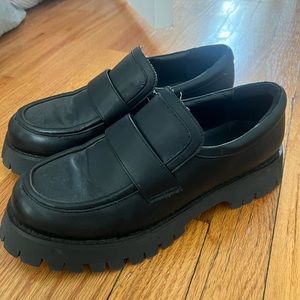 Chunky Princess Polly Loafers Size 9